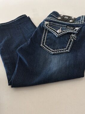 Miss Me Dark Blue Embroidered Waistband Denim Capri